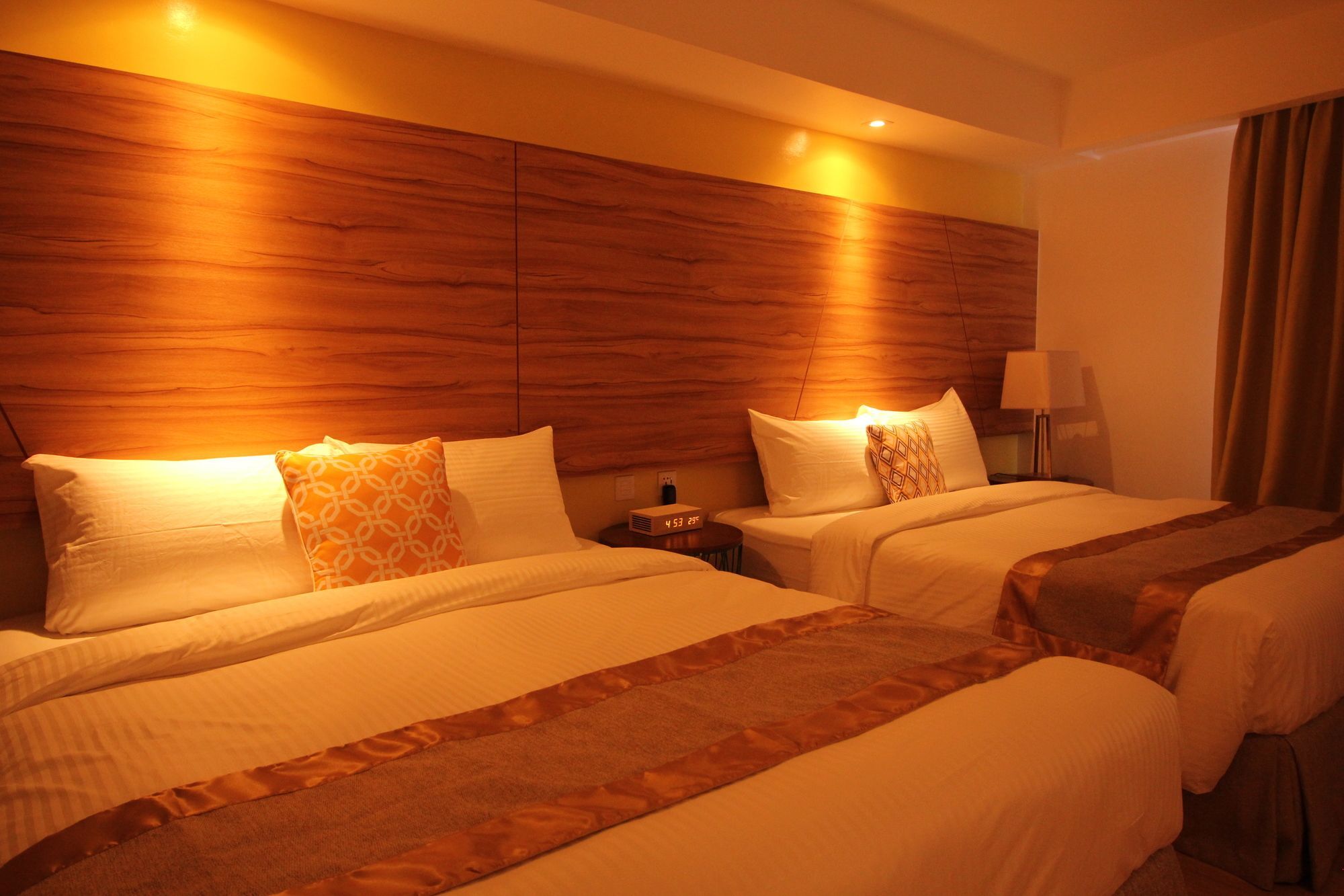 Ferra And Garden 3*